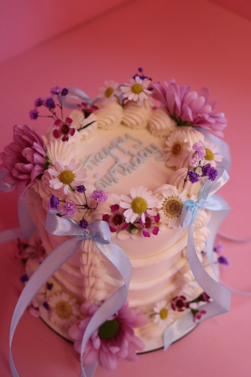 INI MINI - two layer cake(SERVES 5-7)