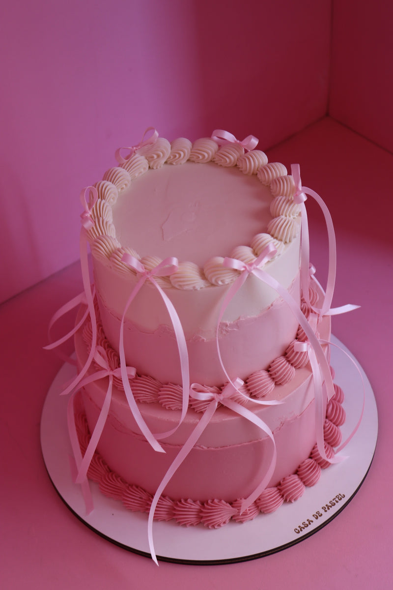 TWO TIER CAKE - two layer (30 PEOPLE)