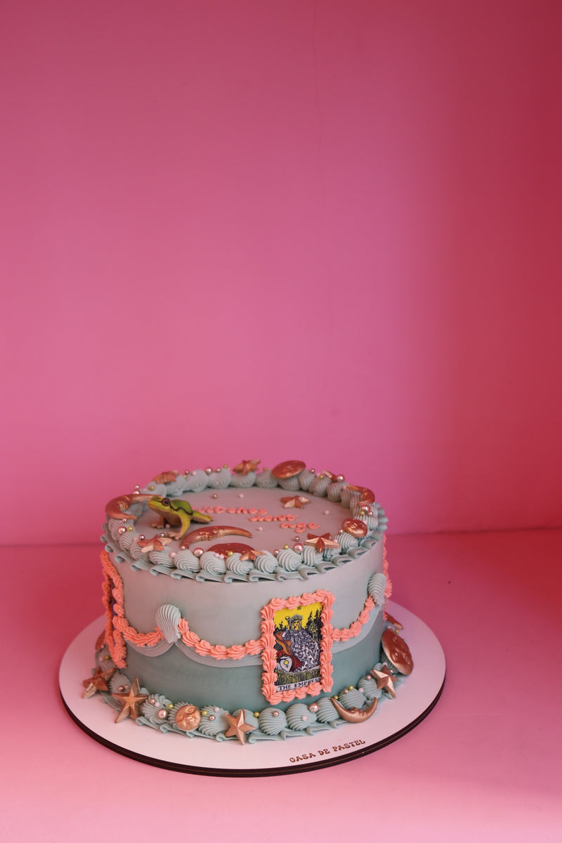 REGULAR - two layer cake (SERVES 15)