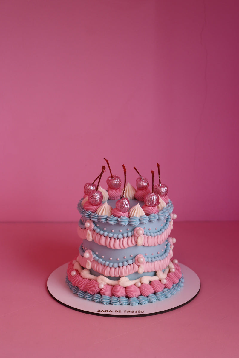 INI MINI - two layer cake(SERVES 5-7)