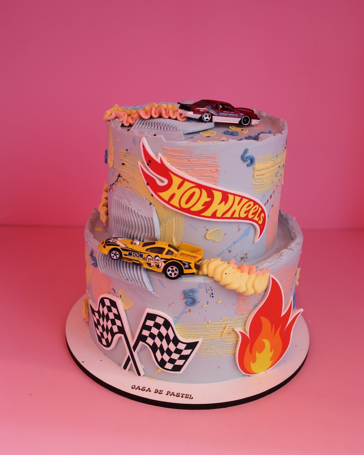 Hot Wheels cake