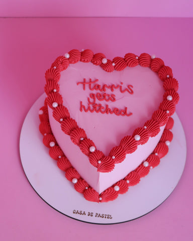 Pastel de corazón vintage | ribetes en contraste