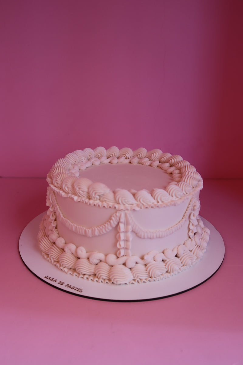 REGULAR - two layer cake (SERVES 15)