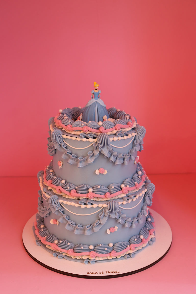 TWO TIER CAKE - two layer (30 PEOPLE)