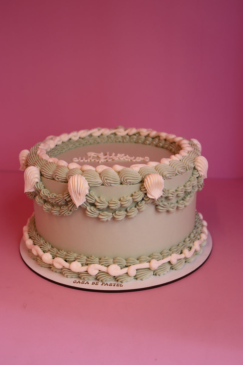 REGULAR - two layer cake (SERVES 15)