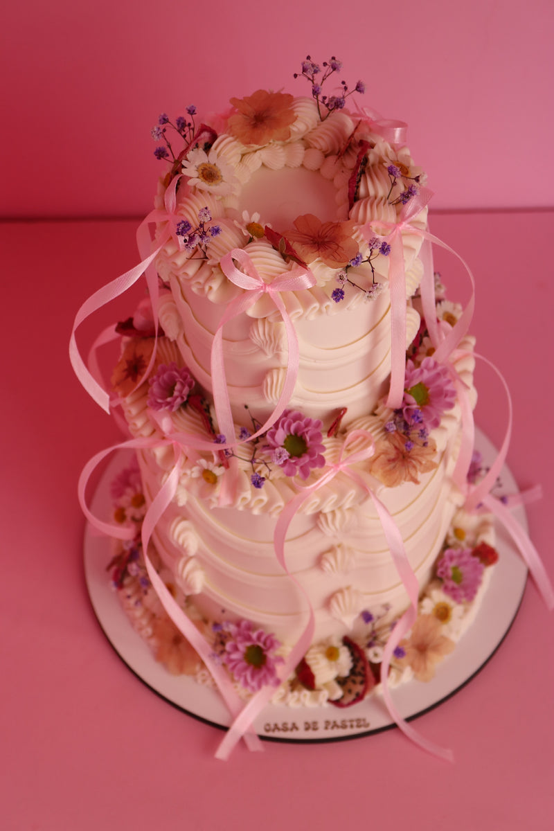 TWO TIER CAKE - three & two layer (20 PEOPLE)