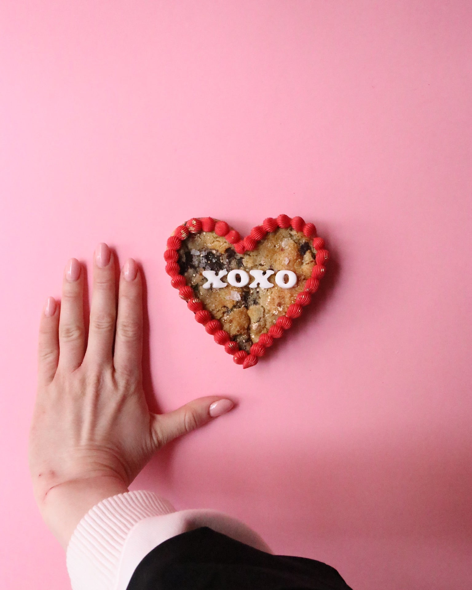 VALENTINES DAY COOKIE | RED VELVET WHITE CHOC