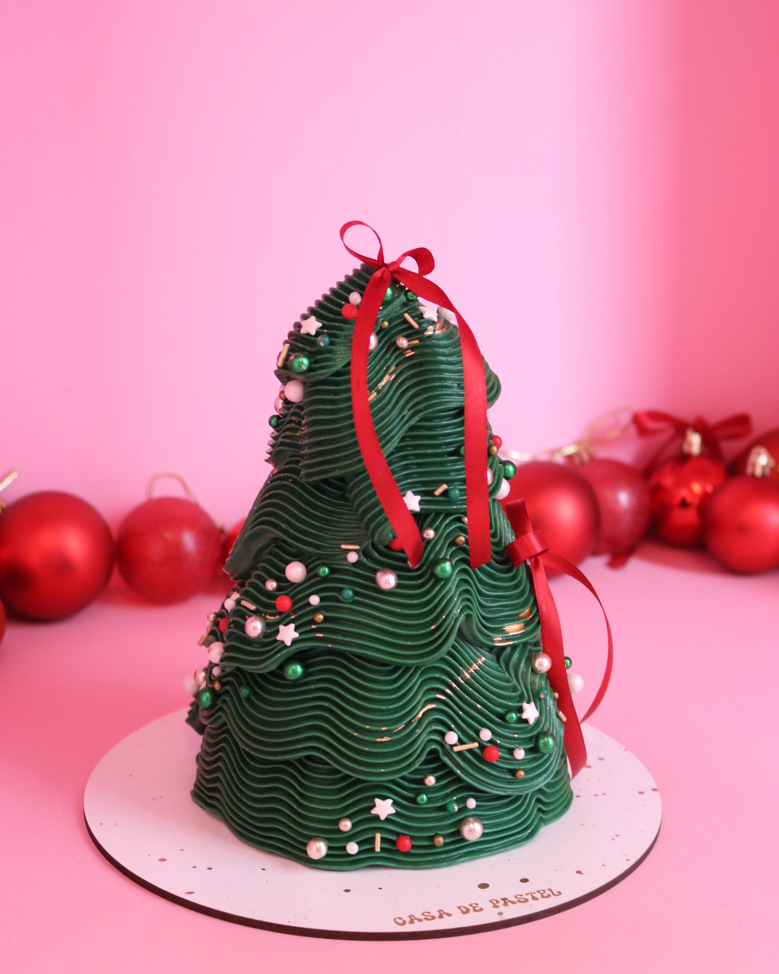 Christmas tree cake