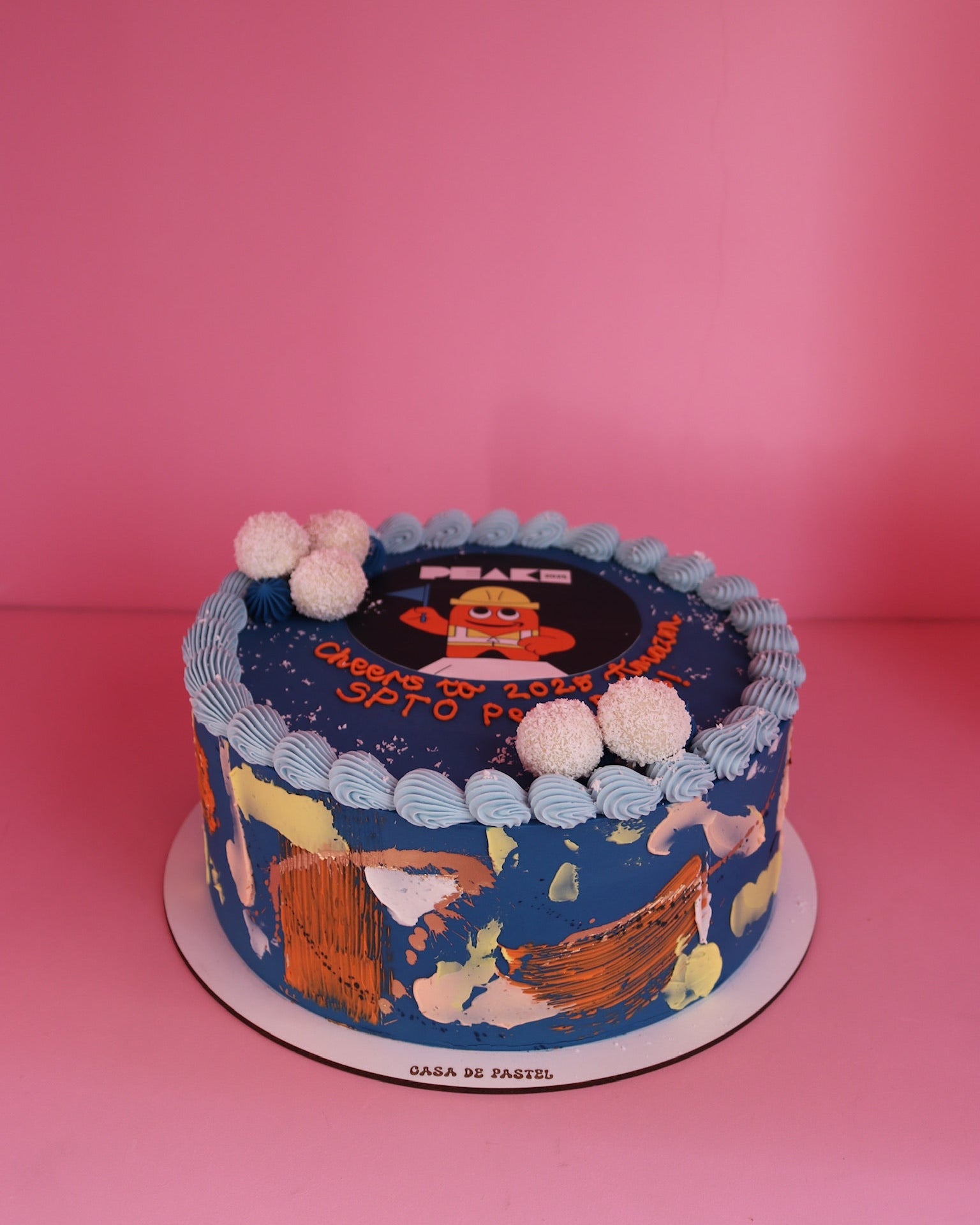 Grande corporate cake