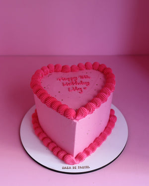 Pastel de corazón vintage | ribetes en contraste