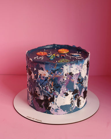 REGULAR - three layer cake(SERVES UP TO 20)