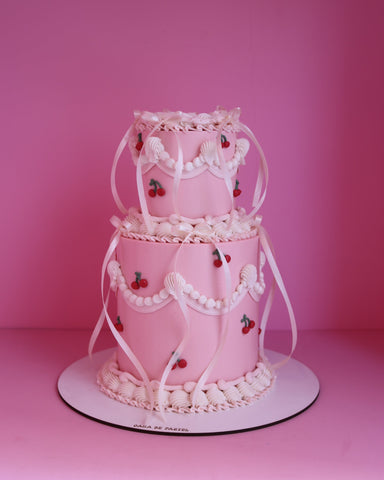 TWO TIER CAKE - three & two layer (20 PEOPLE)